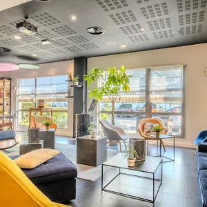 https://campanile-roissy-le-mesnil-amelot-paris-charles.fr-paris.fr